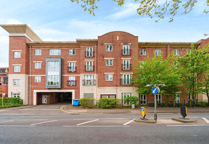 1 Bedroom Flat For Sale In Grenfell Road, Maidenhead, SL6