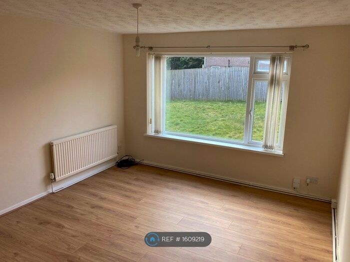 2 Bedroom Maisonette To Rent In Bryn Owain, Caerphilly, CF83