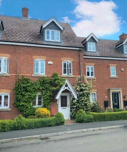 4 Bedroom House To Rent In Laughton Drive, Stamford, PE9