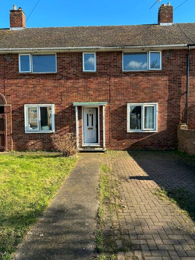 3 Bedroom Semi-Detached House To Rent In Clare Road, Stanwell, Staines, TW19