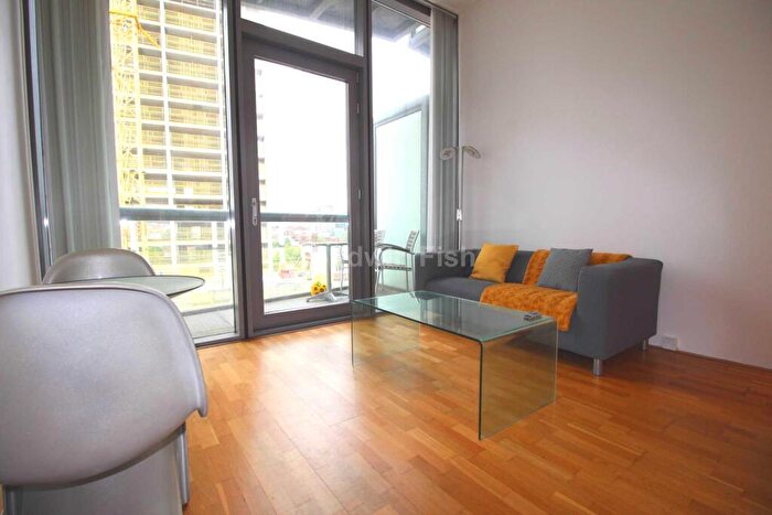 Apartment To Rent In Greengate, Manchester, M3