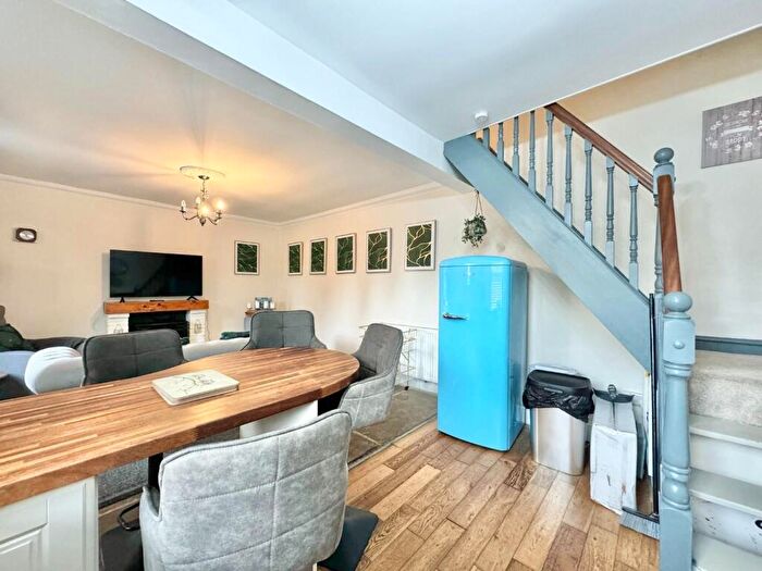 2 Bedroom Cottage For Sale In The Green, Penistone, Sheffield, S36