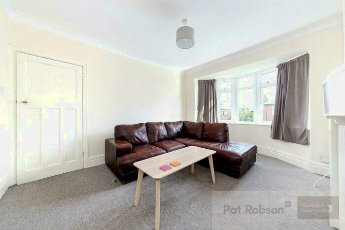 2 Bedroom Apartment To Rent In Tintern Crescent, Heaton, Newcastle Upon Tyne, NE6