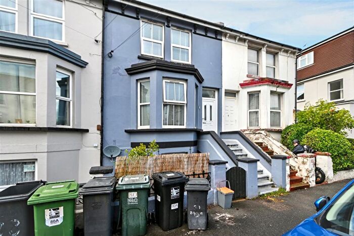 1 Bedroom Flat For Sale In Tideswell Road, Eastbourne, BN21