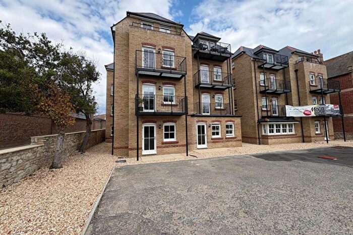 1 Bedroom Flat To Rent In Weymouth, DT4