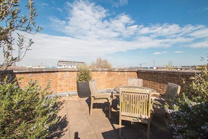 2 Bedroom Flat For Sale In Merchants House, Collington Street, Greenwich, SE10