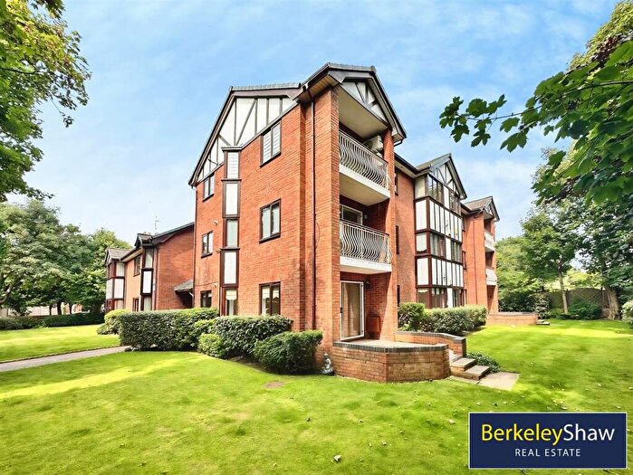 2 Bedroom Apartment To Rent In Sunningwell, Merrilocks Road, Blundellsands, L23