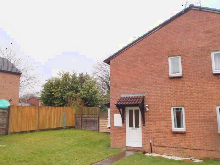 1 Bedroom End Of Terrace House To Rent In Delibes Road, Basingstoke, RG22