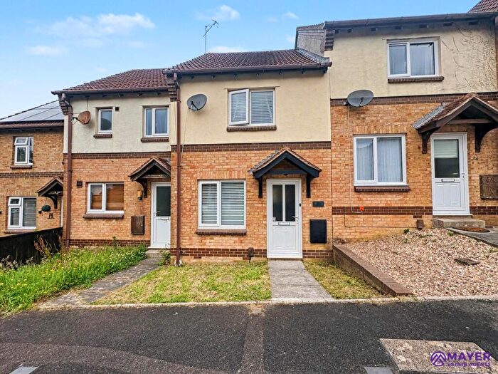 2 Bedroom Terraced House For Sale In Summerland Gardens, Plymouth, PL7