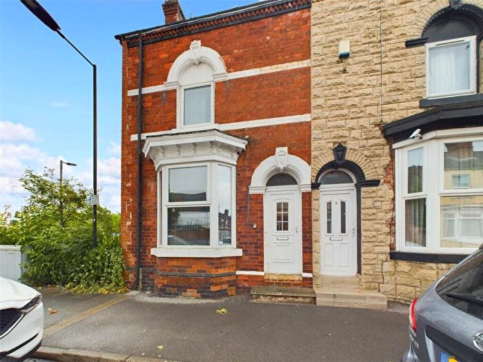 2 Bedroom End Of Terrace House To Rent In Jarratt Street, Hyde Park, Doncaster, DN1