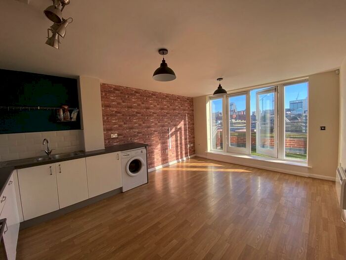 2 Bedroom Apartment To Rent In Westgate Apartments, Arthur Place, B1