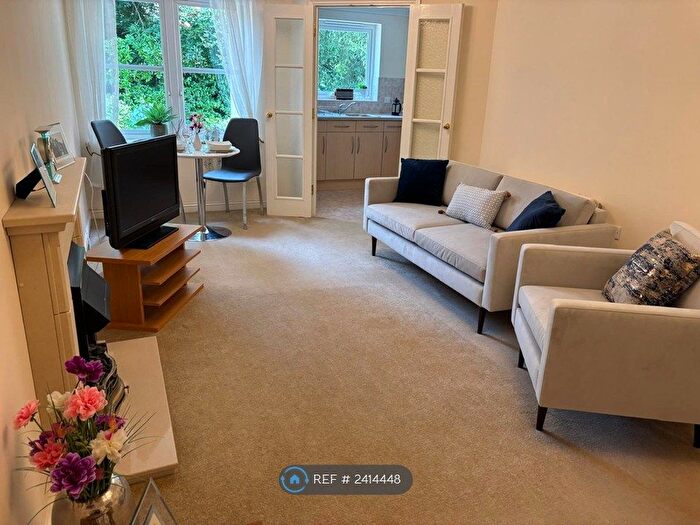 1 Bedroom Flat To Rent In Risingholme Court, Heathfield, TN21