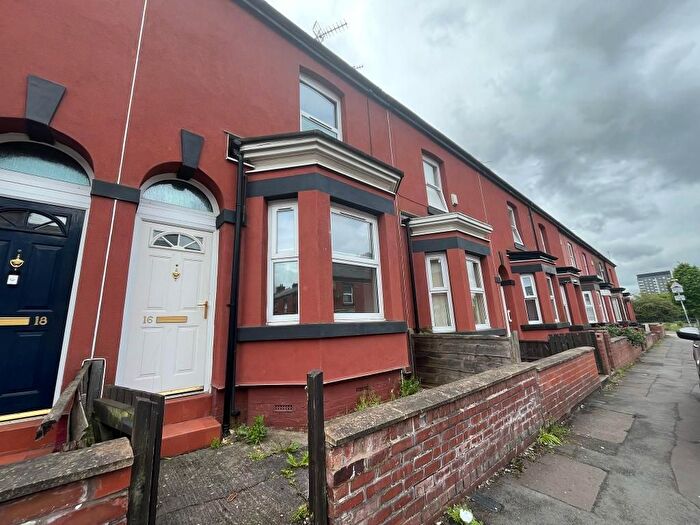 3 Bedroom Terraced House To Rent In Sandown Street, Abbey Hey, Manchester, M18