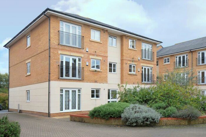 2 Bedroom Apartment To Rent In Grandpont Place Longford Close, OX1