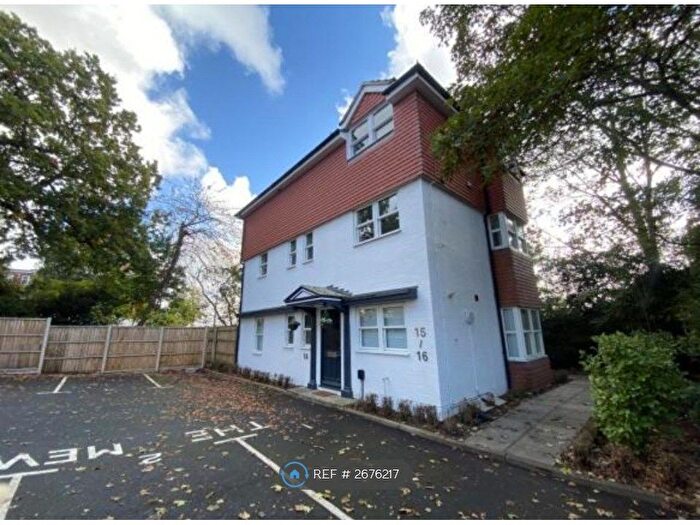 2 Bedroom Flat To Rent In Commercial Road, Poole, BH14