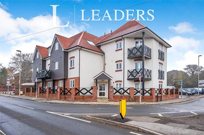 2 Bedroom Apartment For Sale In Trinity Street, Fareham, Hampshire, PO16