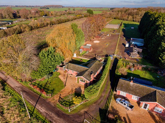 3 Bedroom Detached Bungalow For Sale In Greatmans Way, King's Lynn, PE33