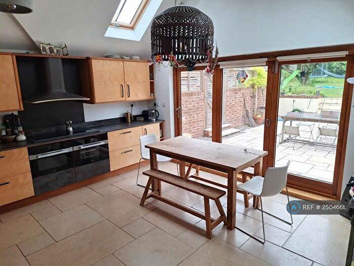 3 Bedroom Semi-Detached House To Rent In Gittisham, Honiton, EX14