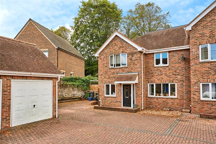 4 Bedroom Semi-Detached House For Sale In Elmbank Gardens, Sandown, Isle Of Wight, PO36