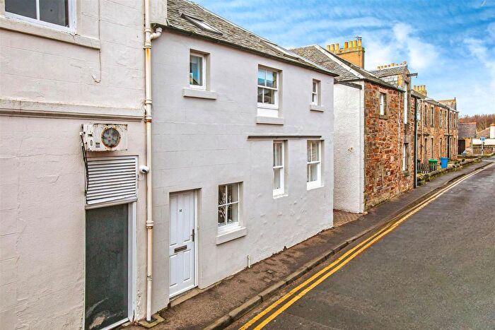 2 Bedroom Flat To Rent In Chapmans Place, Elie, Leven, KY9