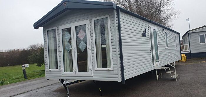 2 Bedroom Park Home For Sale In Park Road, Littlestone, New Romney, TN28