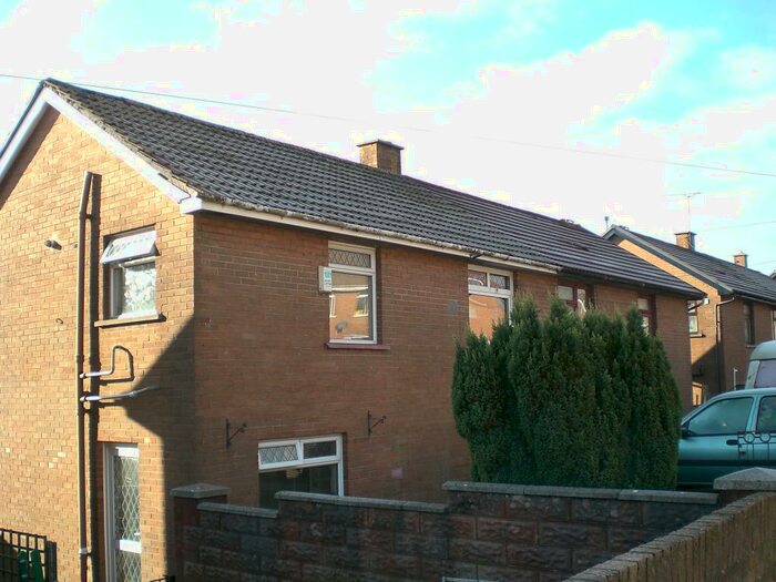 3 Bedroom Semi-Detached House To Rent In Heol Fawr, Caerphilly, CF83