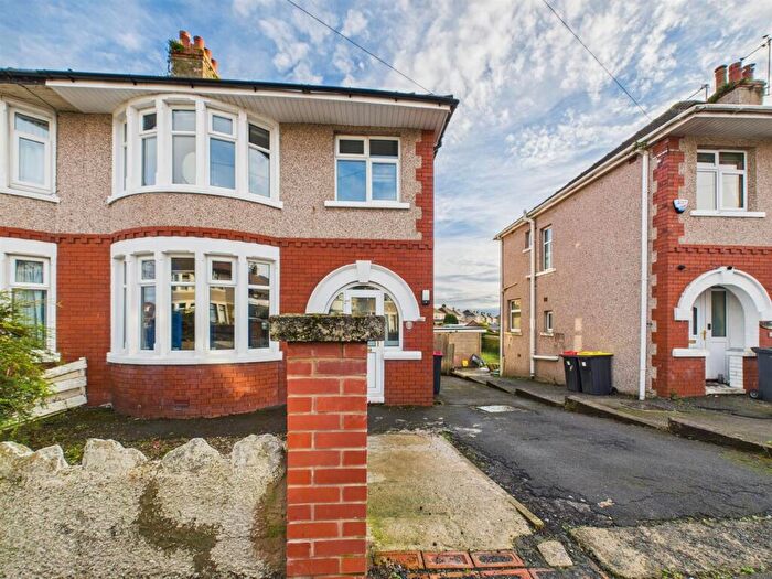 4 Bedroom Semi-Detached House For Sale In West End Road, Morecambe, LA4