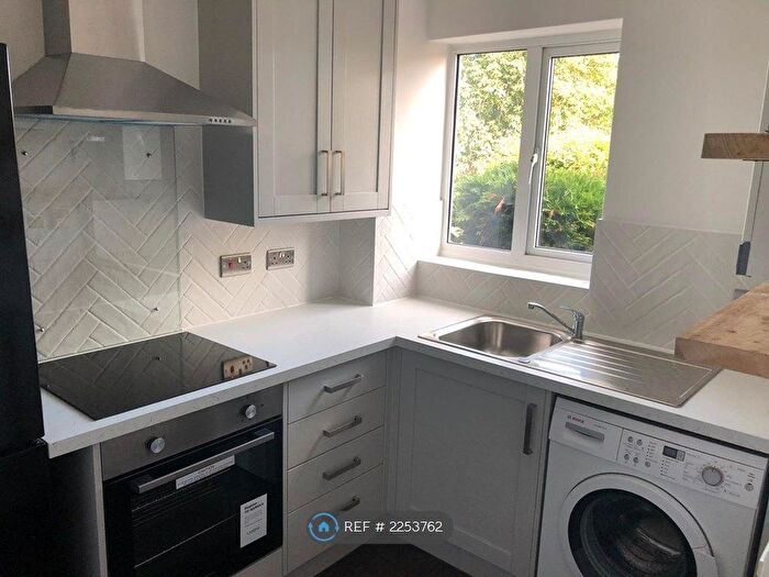 1 Bedroom Terraced House To Rent In Bunyan Road, Biggleswade, SG18