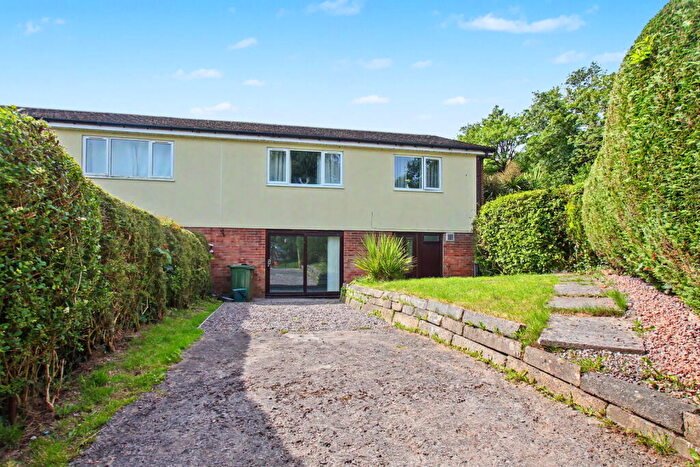 2 Bedroom Flat For Sale In Lewis Drive, Caerphilly, CF83