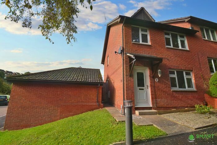 3 Bedroom Detached House To Rent In Kingswood Close, Exeter, EX4