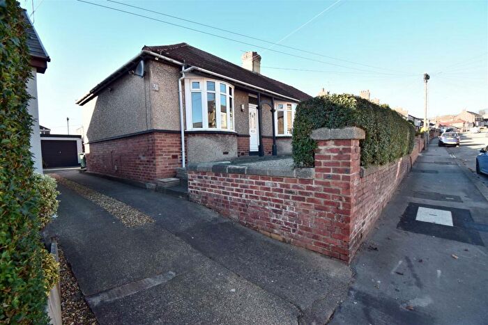 2 Bedroom Semi-Detached Bungalow For Sale In Broom Road, Ferryhill, DL17