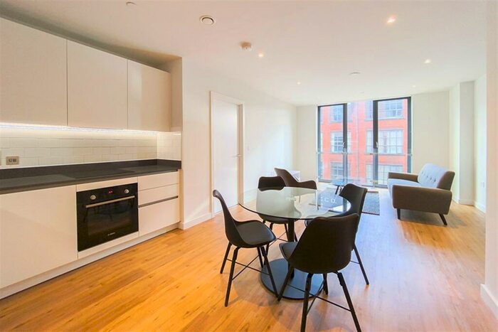 2 Bedroom Apartment To Rent In Mount Yard, M4