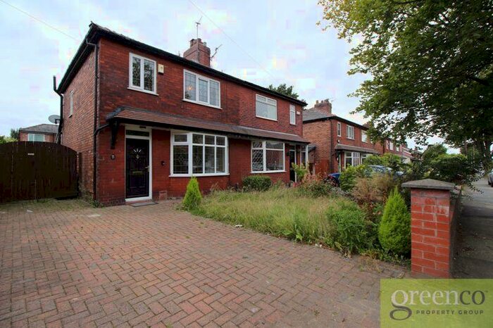 3 Bedroom Semi-Detached House To Rent In Newearth Road, Manchester, M28