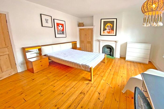 4 Bedroom Terraced House To Rent In Adderley Road, LE2