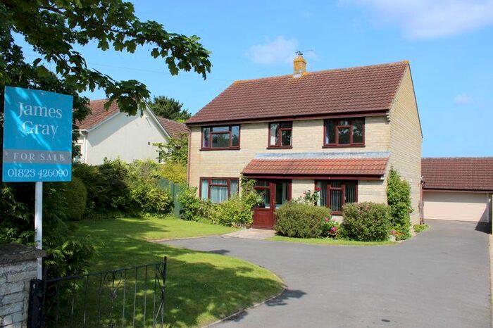 4 Bedroom Detached House For Sale In Hillview Terrace, East Lyng, Taunton, TA3