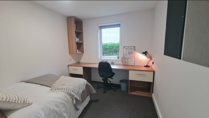 1 Bedroom Flat To Rent In Horspath Driftway, Headington, Oxford 7Fj, United Kingdom, Oxford OX3