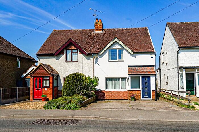 3 Bedroom Semi-Detached House For Sale In Stanbridge Road, Leighton Buzzard, LU7