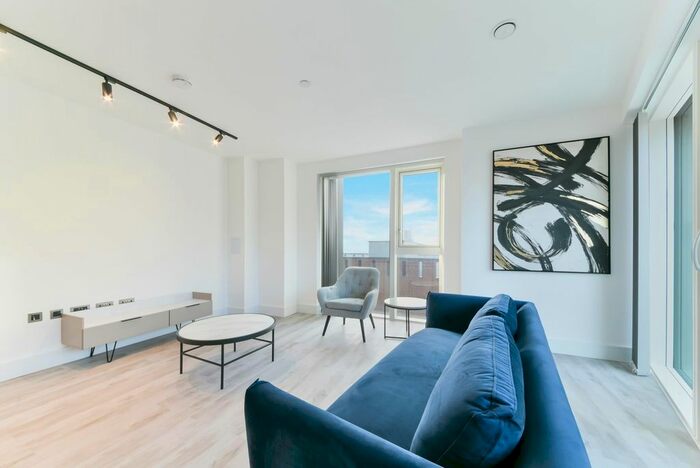 2 Bedroom Flat To Rent In Icon Tower, Acton, London, W3