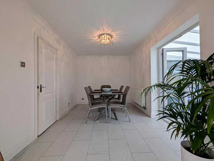 2 Bedroom Semi-Detached House For Sale In Beaconside, South Shields, NE34