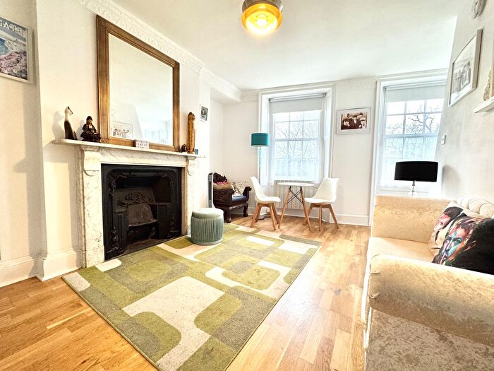 1 Bedroom Flat To Rent In Hawley Square, Margate, Kent, CT9