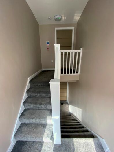 2 Bedroom Flat To Rent In Roundhay Road, Leeds, LS8