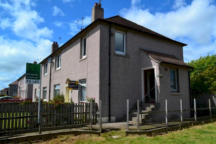 3 Bedroom Flat To Rent In Parkhead Avenue, Edinburgh, EH11