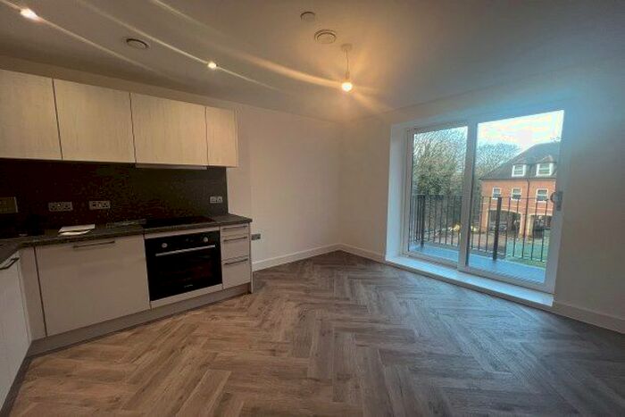 1 Bedroom Flat To Rent In Homer Road, Solihull, B91