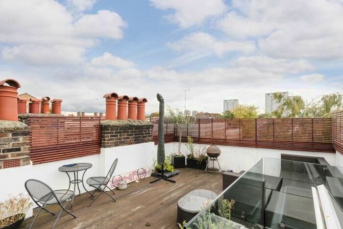 3 Bedroom Flat To Rent In Princedale Road, London, W11