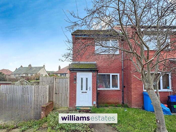 2 Bedroom End Of Terrace House For Sale In Glan Mor, Prestatyn, LL19