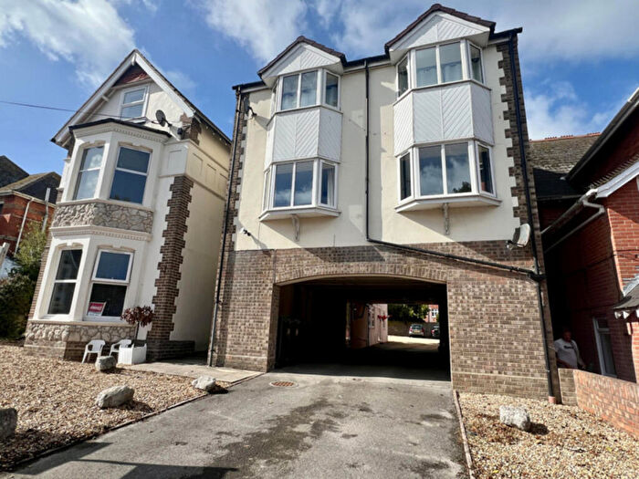 1 Bedroom Apartment For Sale In Glendinning Avenue, Weymouth, DT4