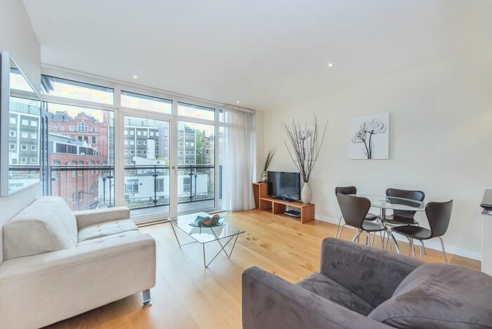 1 Bedroom Flat To Rent In Grosvenor Waterside, Chelsea, SW1W