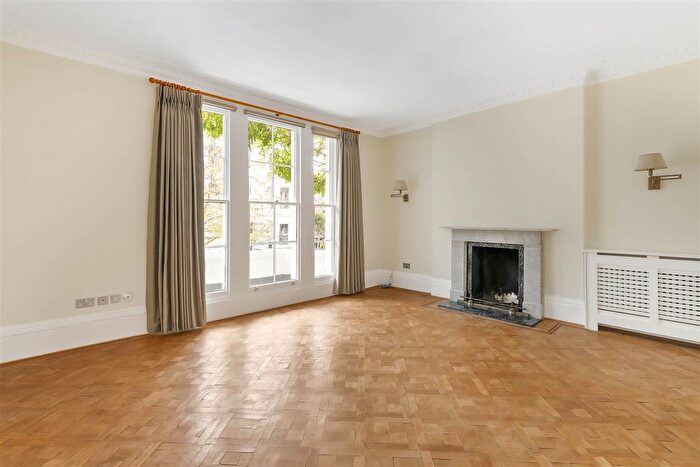 5 Bedroom Property To Rent In Brunswick Gardens, London, W8