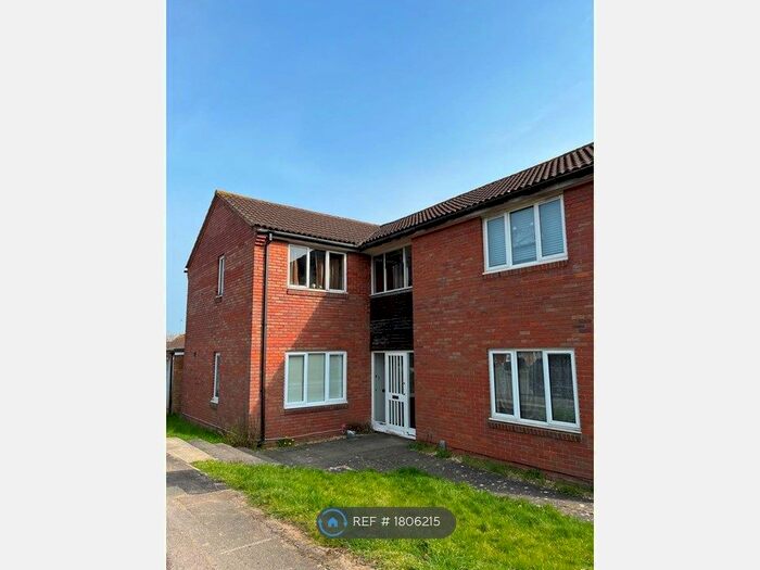 Studio To Rent In Thornford Drive, Westlea, Swindon, SN5