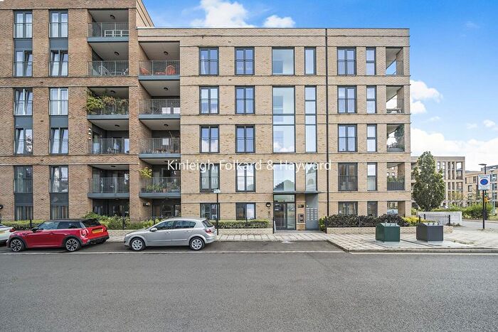 2 Bedroom Flat For Sale In Cowley Road, Oval, London, SW9
